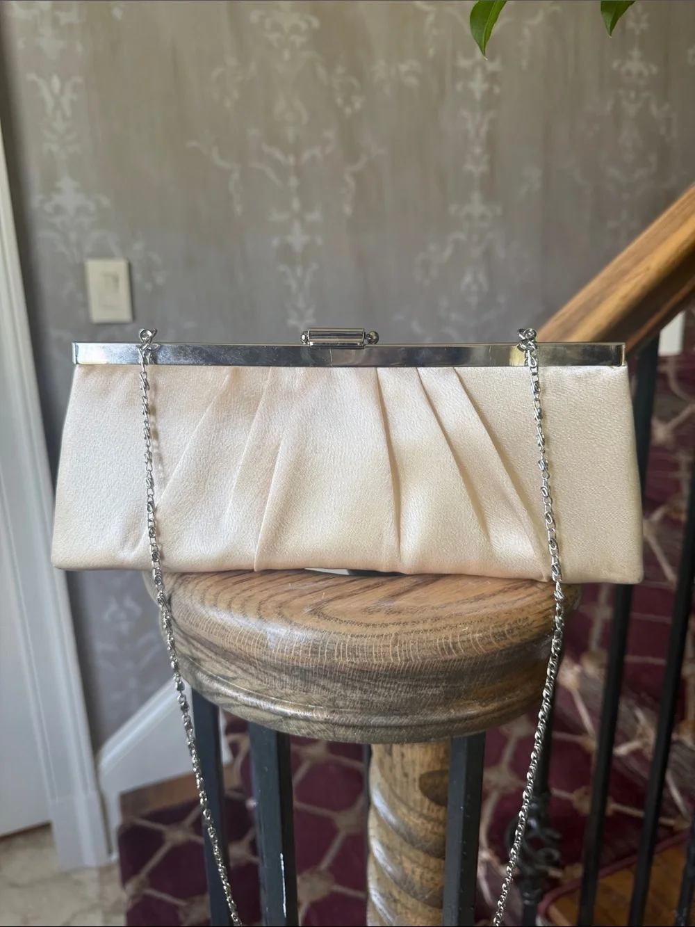 GUNNE SAX satin evening clutch very good condition ivory